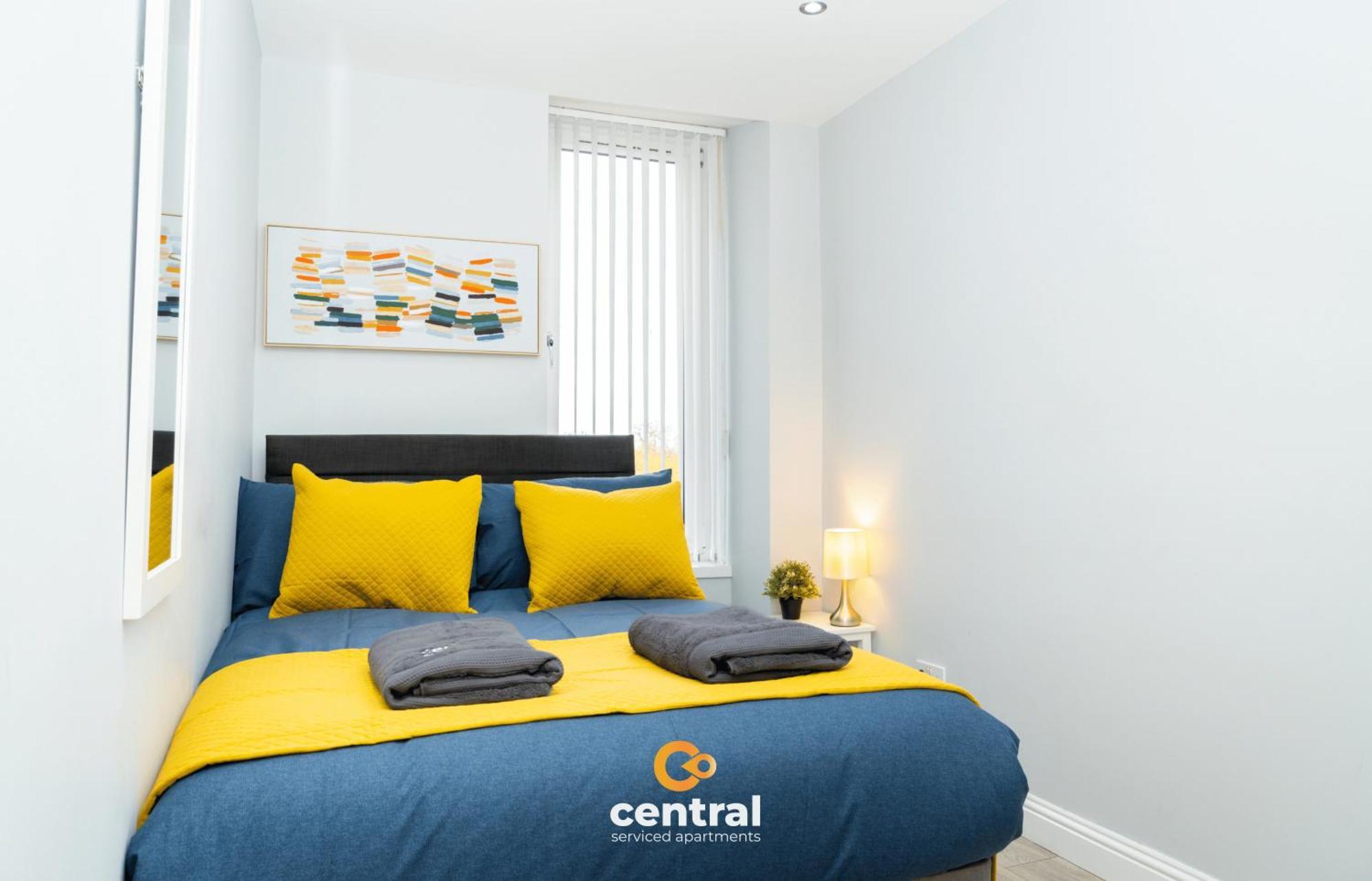 Central Serviced Apartments - 2 Bedroom - Ground Floor - Monthly & Weekly Bookings Welcome - Free Street Parking - 2 Double Beds - Wifi - Smart Tvs In Rooms - Fully Equipped - Heating 24-7 - Contractor & Short Stay Favourite Dundee Exteriér fotografie