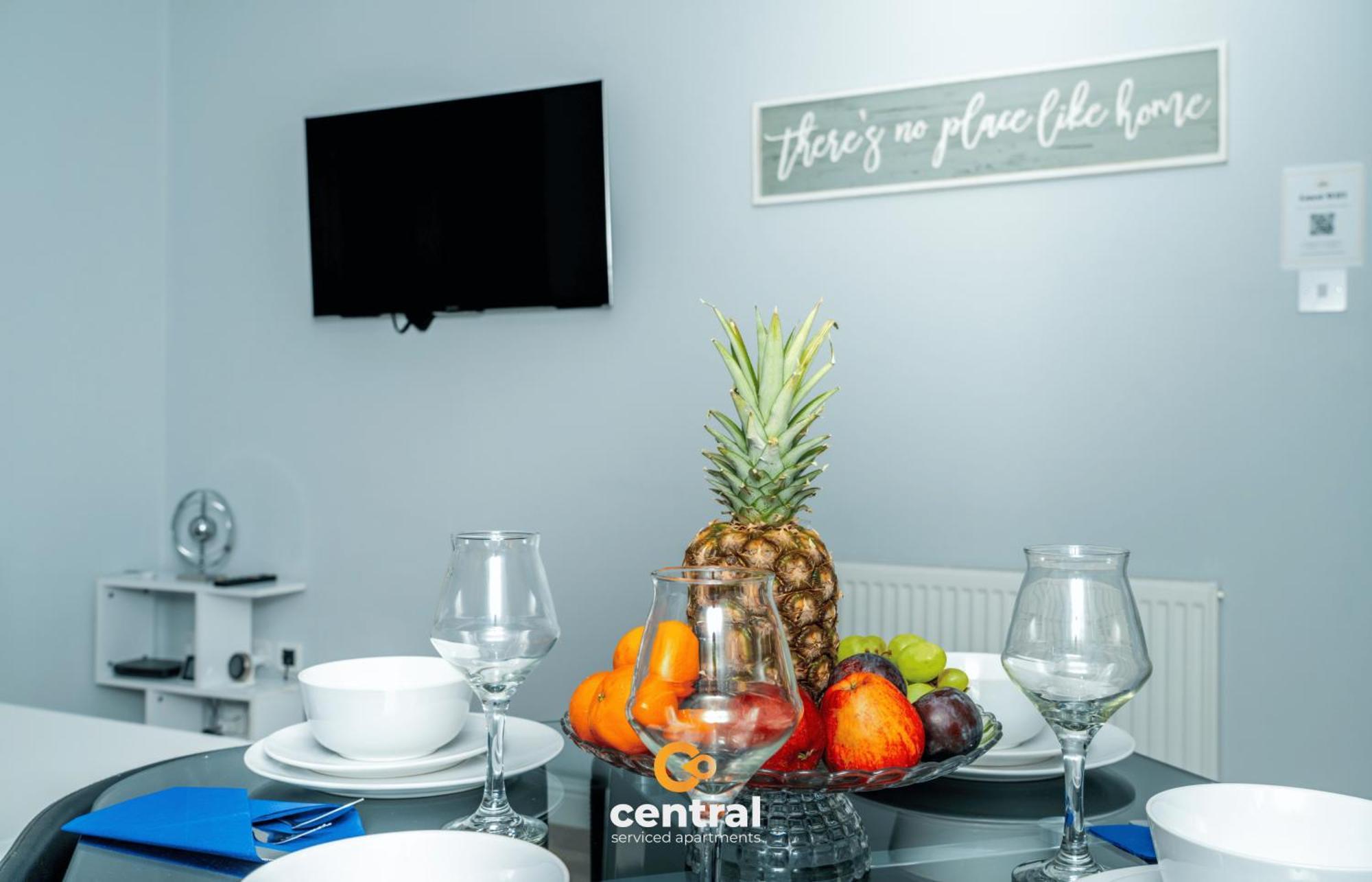 Central Serviced Apartments - 2 Bedroom - Ground Floor - Monthly & Weekly Bookings Welcome - Free Street Parking - 2 Double Beds - Wifi - Smart Tvs In Rooms - Fully Equipped - Heating 24-7 - Contractor & Short Stay Favourite Dundee Exteriér fotografie