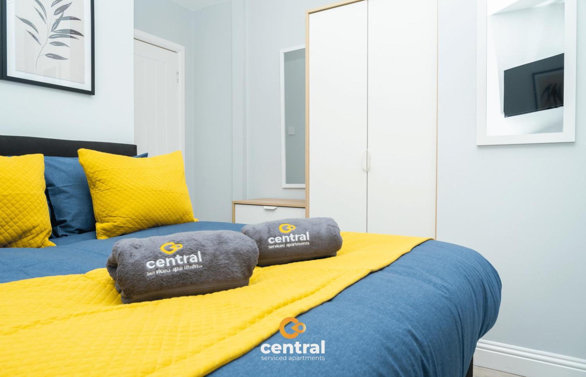 Central Serviced Apartments - 2 Bedroom - Ground Floor - Monthly & Weekly Bookings Welcome - Free Street Parking - 2 Double Beds - Wifi - Smart Tvs In Rooms - Fully Equipped - Heating 24-7 - Contractor & Short Stay Favourite Dundee Exteriér fotografie